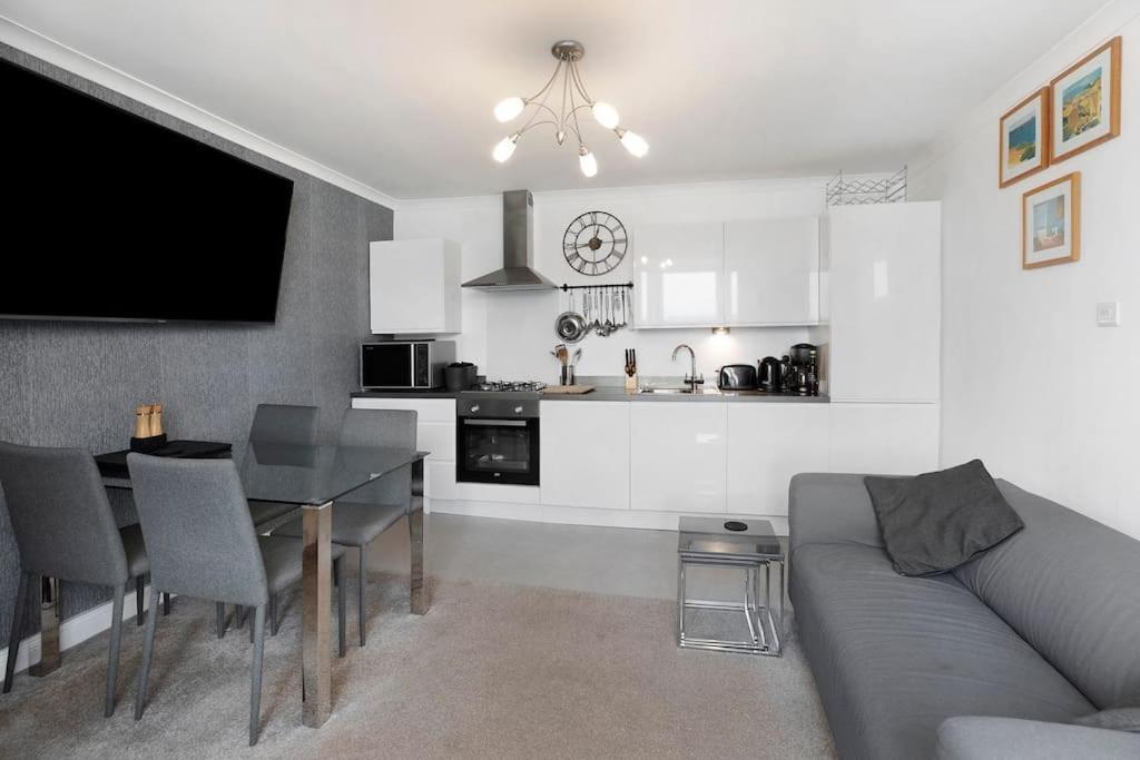 Beach Front Flat Shaldon With Parking Exteriér fotografie