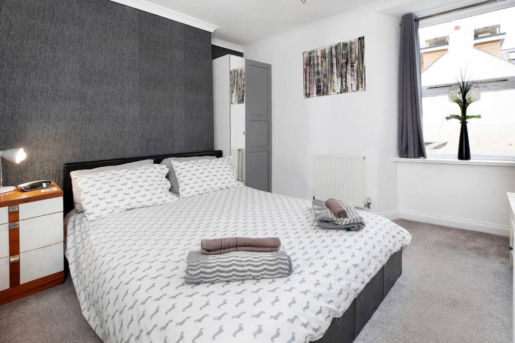 Beach Front Flat Shaldon With Parking Exteriér fotografie