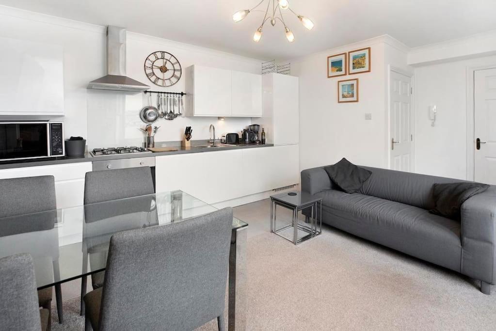Beach Front Flat Shaldon With Parking Exteriér fotografie